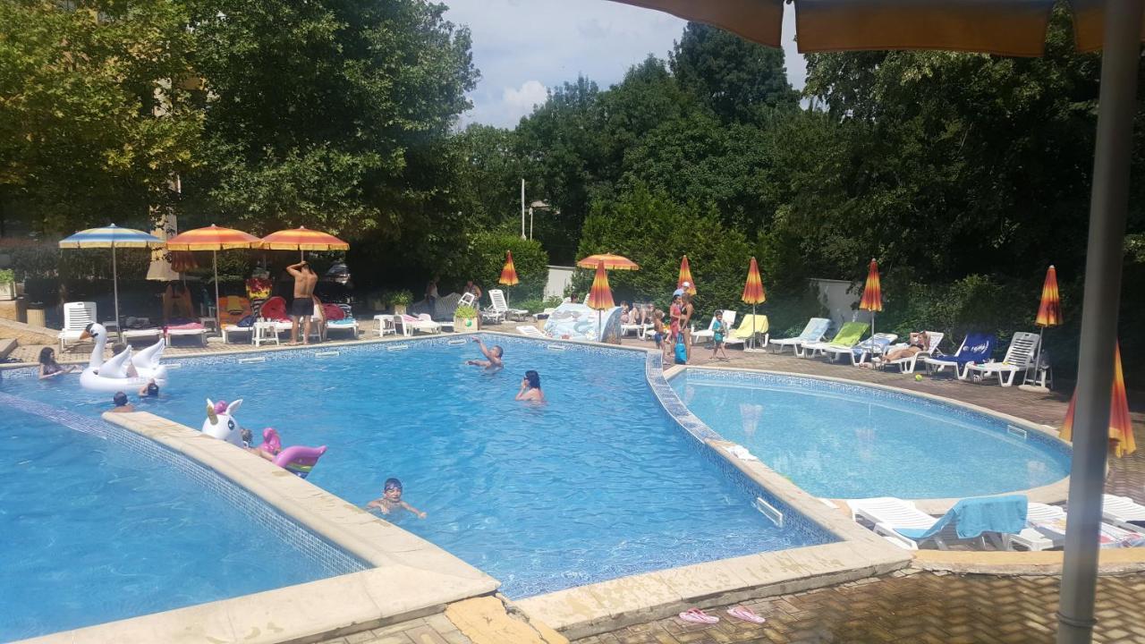 Privates, Schoenes Und Grosses Appartement In Goldstrand Exteriér fotografie